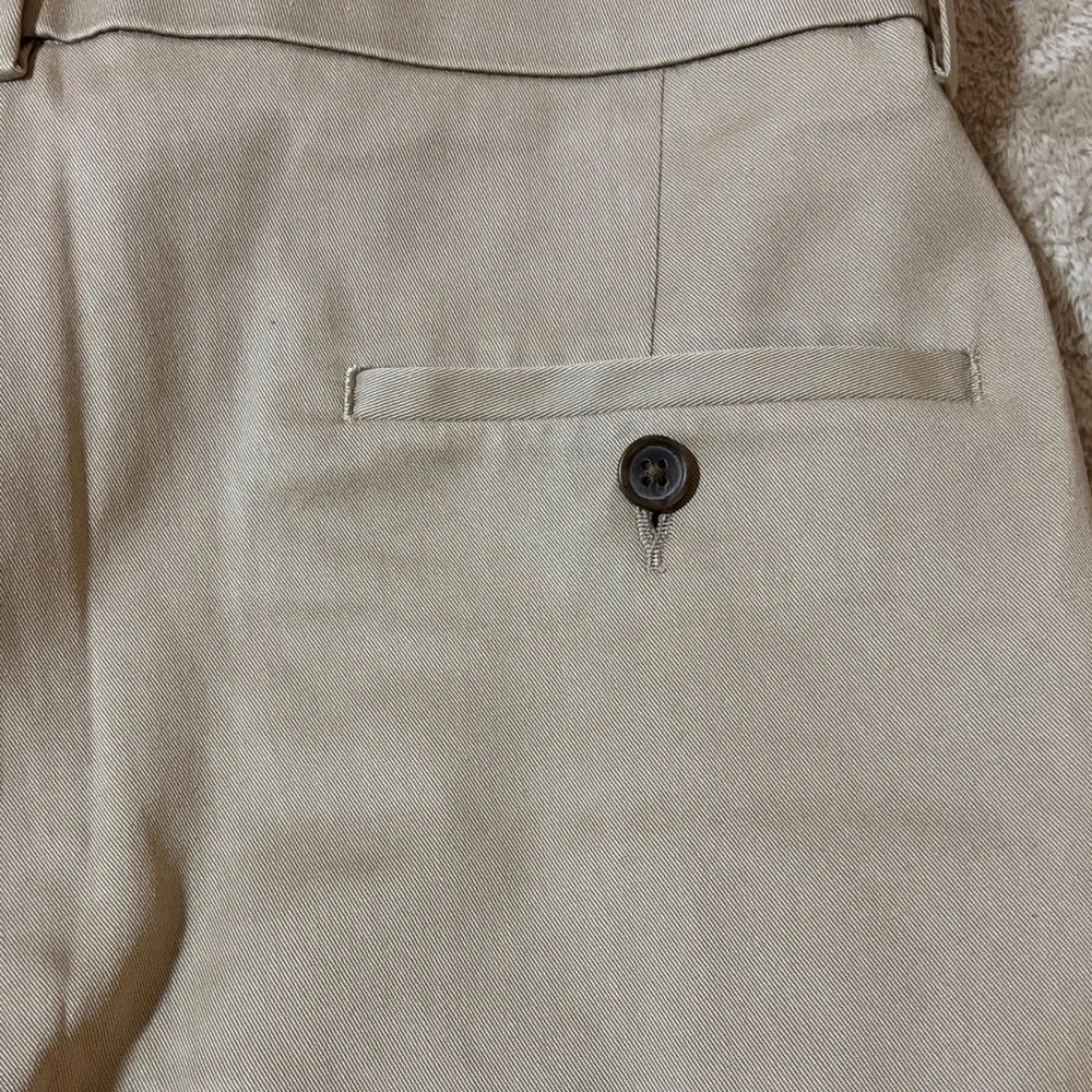 Haggar Men's Classic Khaki Chinos